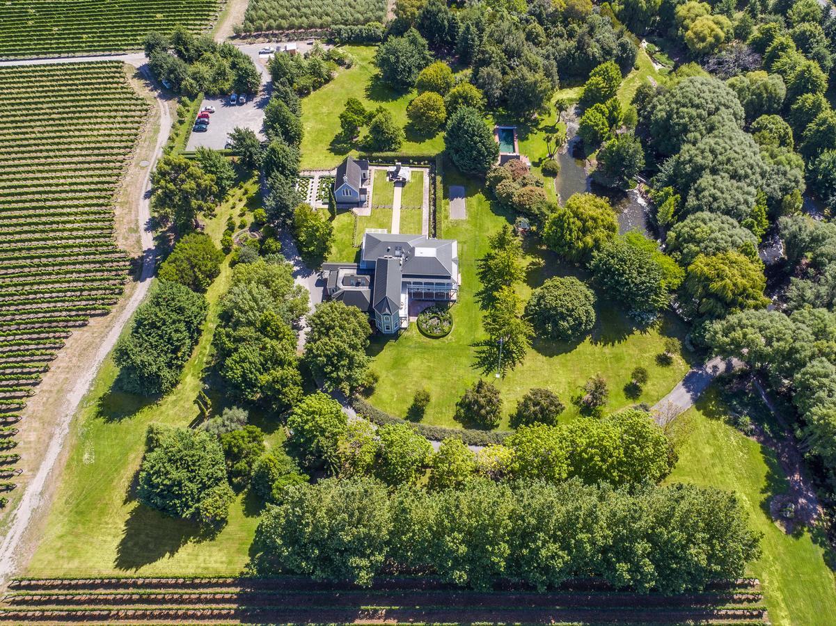 The Marlborough Villa Blenheim Exterior photo